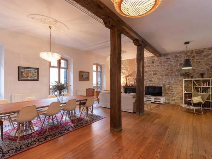 Apartamento Amazing down town, near guggenheim. céntrico Bilbao